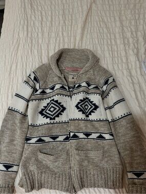 Triple Five Soul Beige & Navy Knit Zip Sweater